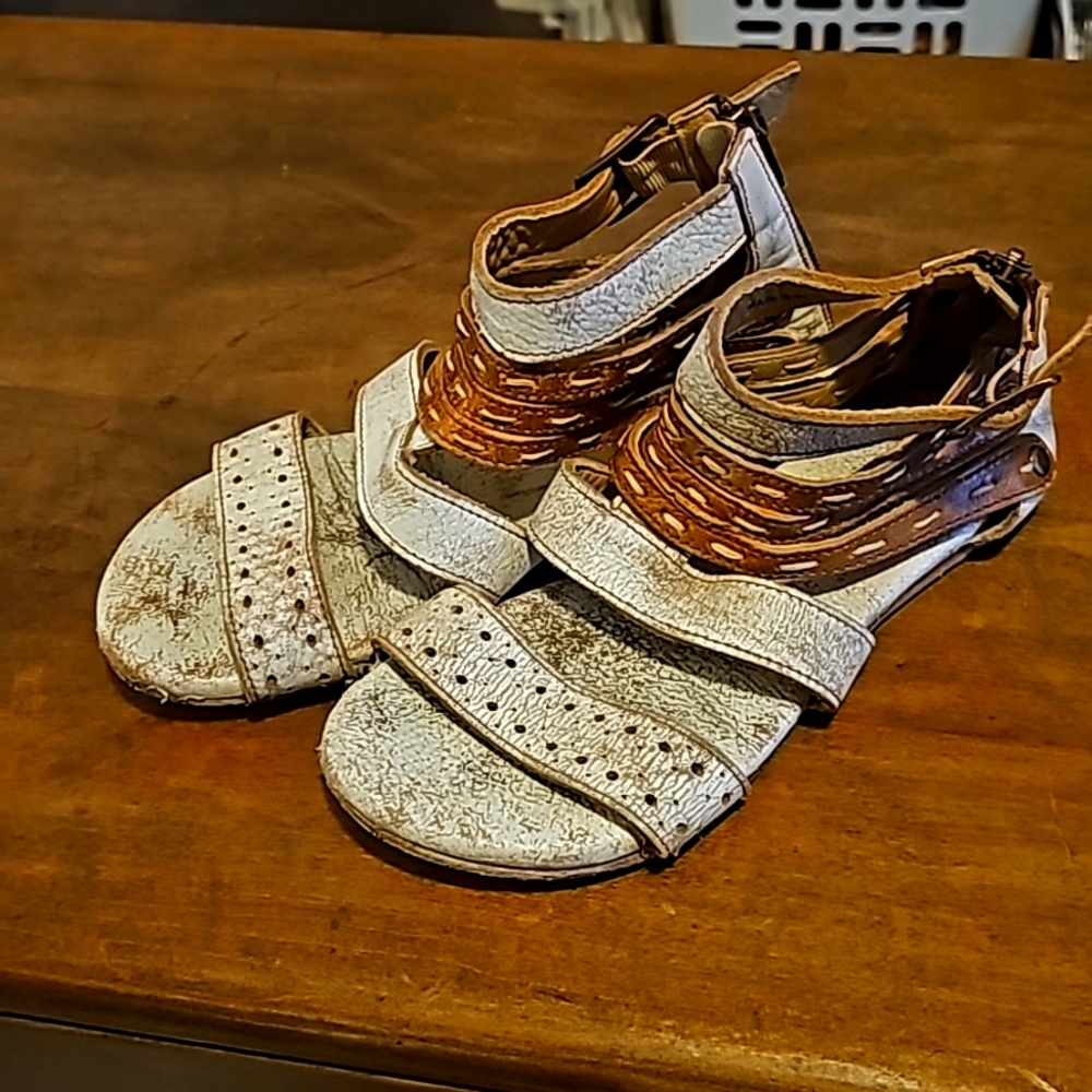 Bed stu sandal